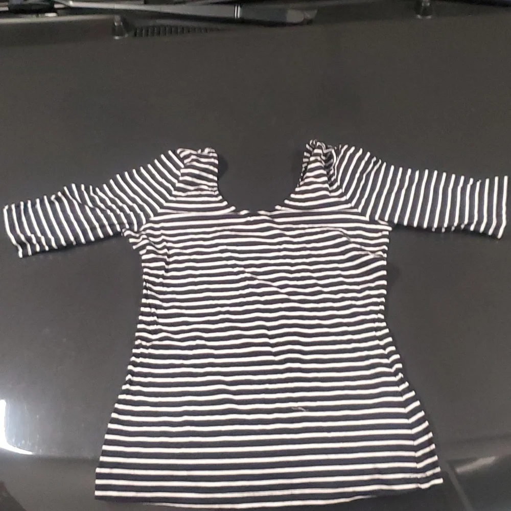 Shirt - Picture 1 of 2